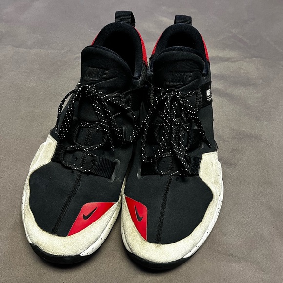 Nike Tech Trainer Black/University Red Sneaker Shoes - Men's 11 - Picture 2 of 2